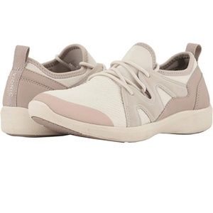 Light Pink Vionic Sneakers